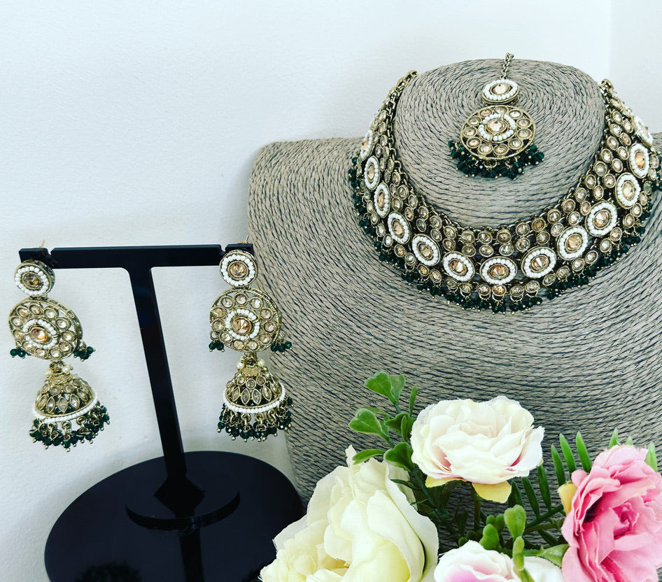 Choker with jhumki