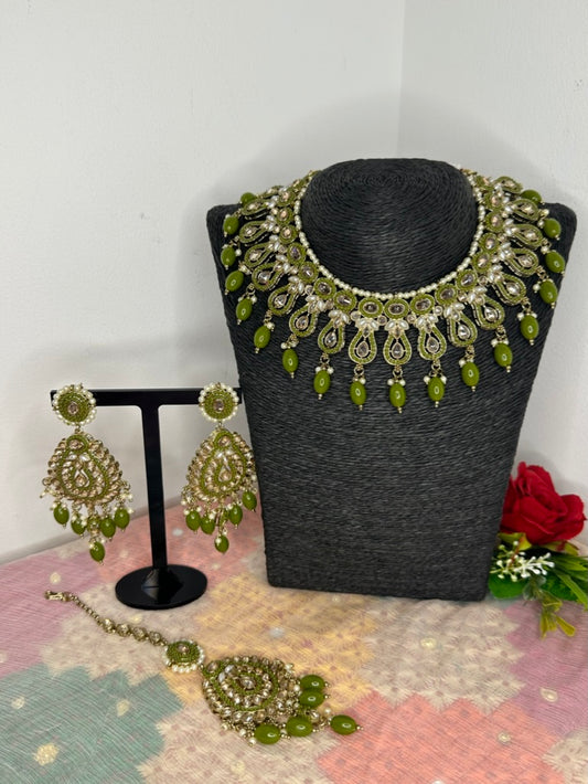 Necklace set