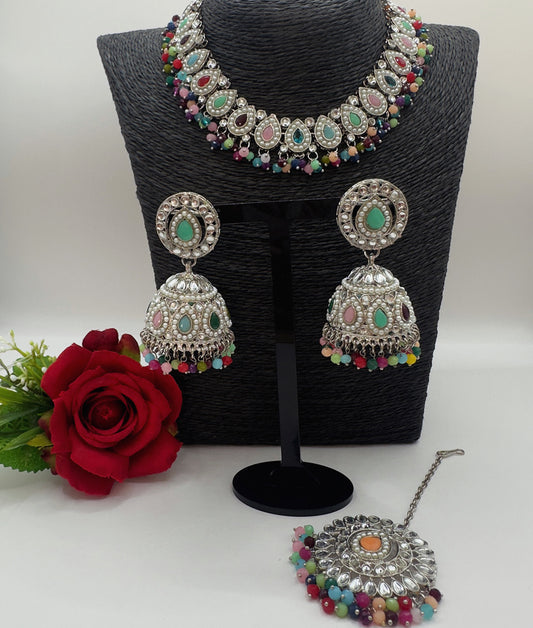 Silver base necklcace