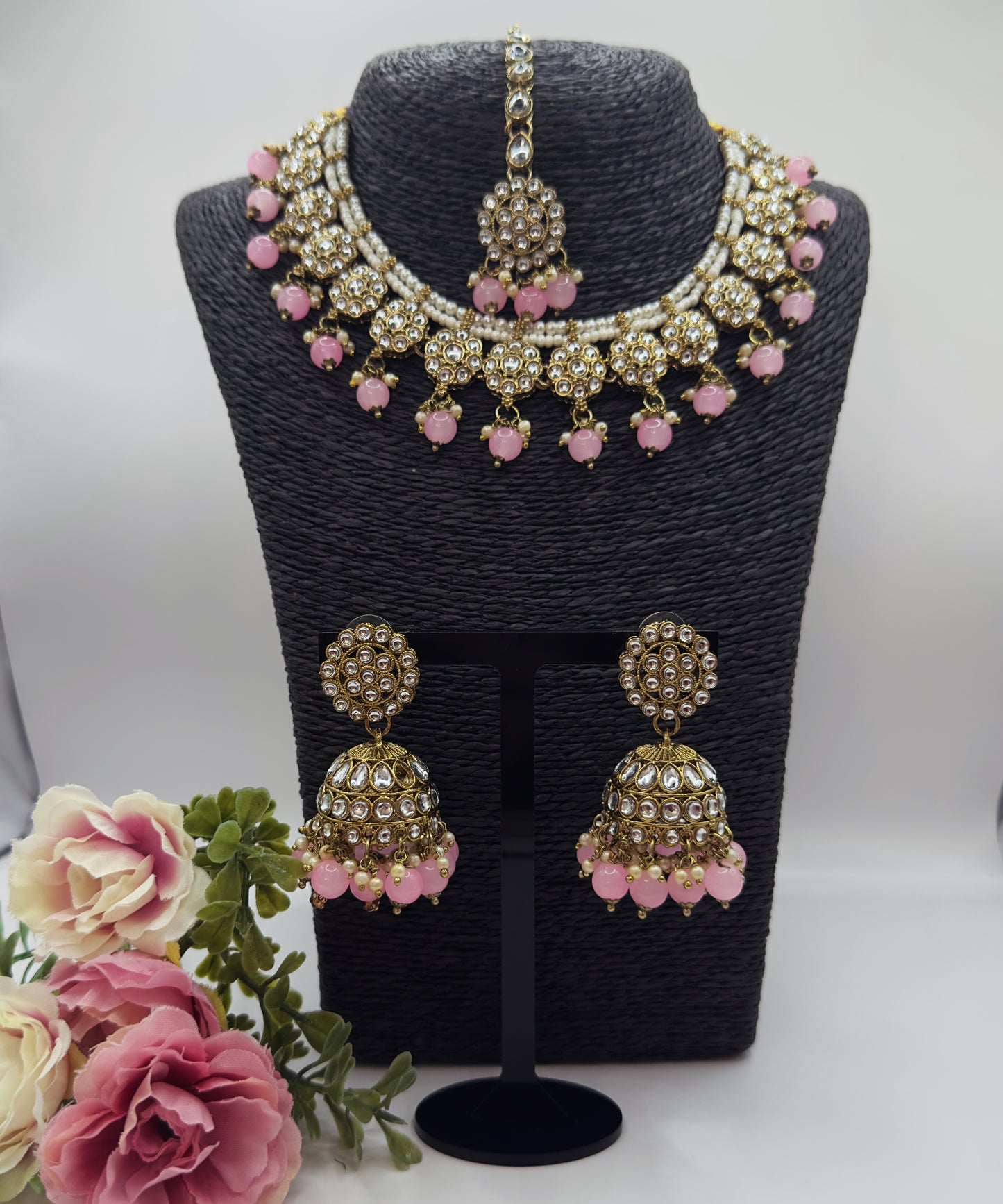 Pearl necklace