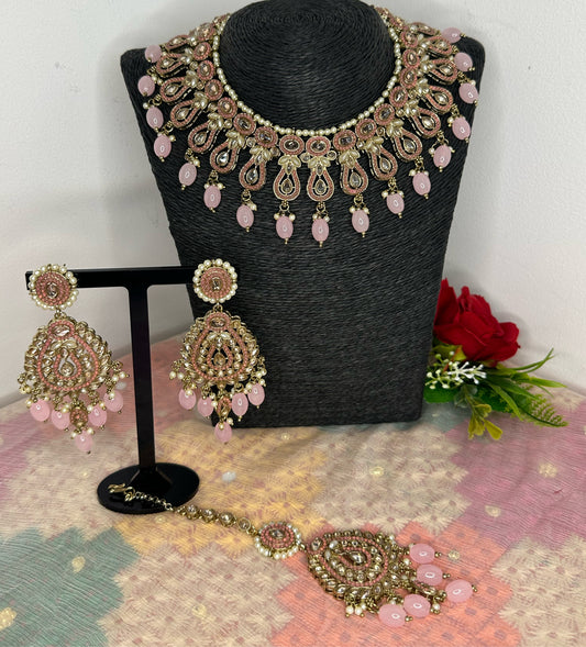 Necklace set